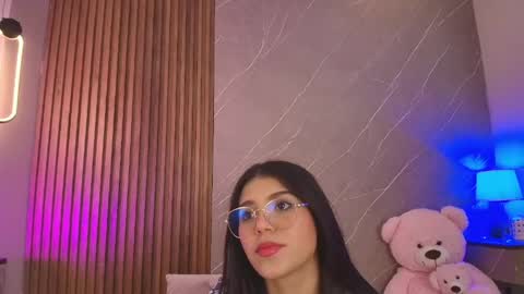 Snapshot of ariana_jhonson11 chatting on 05.12.26 Ariana online show from 05.12.26