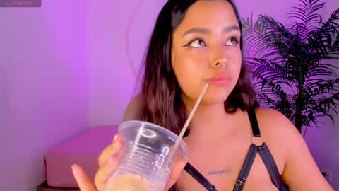 Snapshot of ariana_pierce chatting on 07.07.26 Ariana online show from 07.07.26
