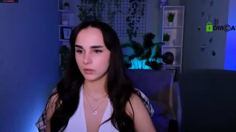 Snapshot of ariana_ross7 chatting on 06.17.26 ariana_ross7 online show from 06.17.26