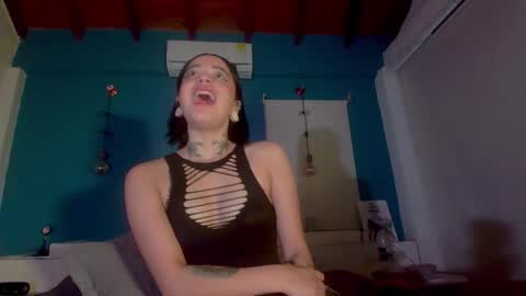 ariana_whitee online show from 10.08.25