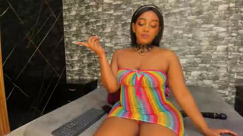 Snapshot of arianaablack chatting on 09.18.25 Ariana online show from 09.18.25