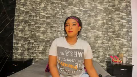 Snapshot of arianaablack chatting on 09.19.25 Ariana online show from 09.19.25