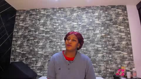 Snapshot of arianaablack chatting on 10.09.25 Ariana online show from 10.09.25