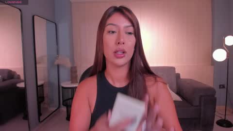 Ariana Dumont online show from 05.03.26