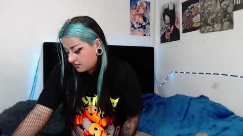 Snapshot of arianauwu666 chatting on 02.05.25 help me 100 hands up my OF is Free  online show from 02.05.25