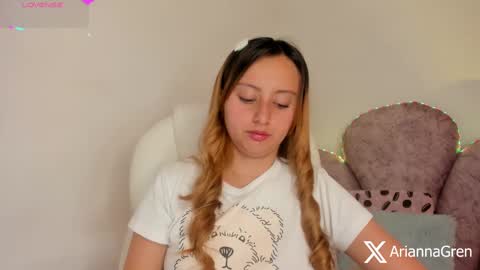 Snapshot of arianna_gren chatting on 02.24.25 Arianna online show from 02.24.25