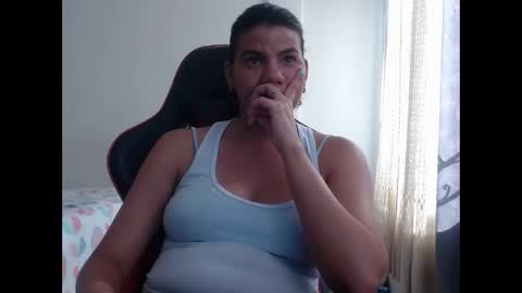 ariannaloovel online show from 01.16.25