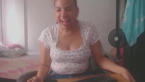 ariannaloovel online show from 05.02.26