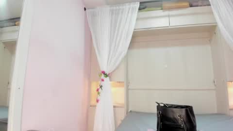 ariannavega_ online show from 06.26.26