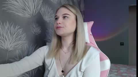 ariavelvets online show from 05.11.26