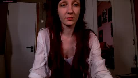 Snapshot of aribluush chatting on 03.16.26 aribluush online show from 03.16.26