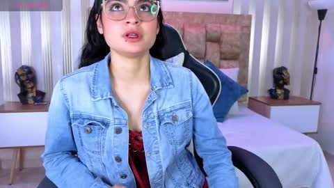 Ariel  online show from 04.21.26