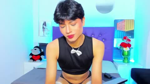 Snapshot of ariel_evans69 chatting on 09.17.25 ariel evans69 online show from 09.17.25