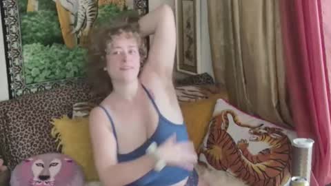 Arielle Ari online show from 02.10.26