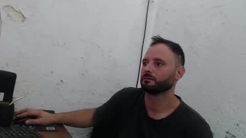 Snapshot of arield85 chatting on 02.27.25 Ariel online show from 02.27.25