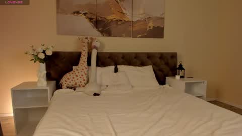 Snapshot of ariella_sol chatting on 07.25.26 Ariella GTM3 Tue Wed Thu Fri Sat 0400 am-1030pm online show from 07.25.26