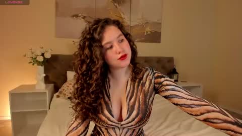 Snapshot of ariella_sol chatting on 07.29.26 Ariella GTM3 Tue Wed Thu Fri Sat 0400 am-1030pm online show from 07.29.26
