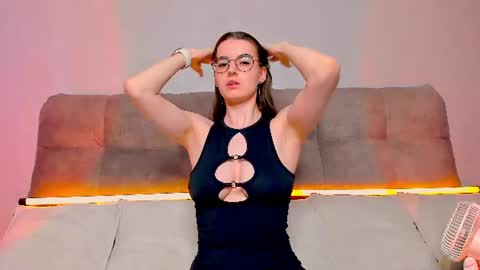 Snapshot of ariellateska chatting on 07.14.26 Ariella online show from 07.14.26
