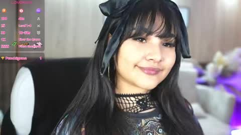 Snapshot of arigigomez chatting on 06.08.26 Arigi Gomez online show from 06.08.26