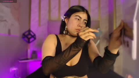 Snapshot of ariia_sweett chatting on 04.03.26 Ariia sweett online show from 04.03.26