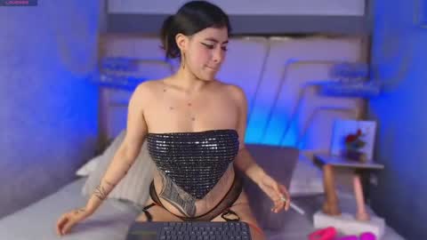 Snapshot of ariia_sweett chatting on 05.27.26 Ariia sweett online show from 05.27.26
