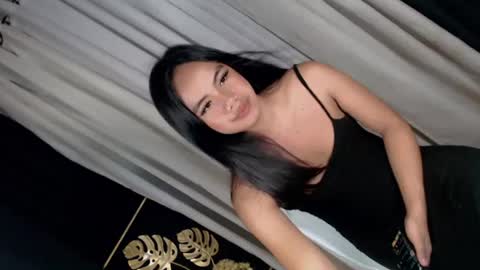 hi follow me its ARI  online show from 07.30.26