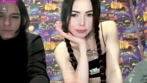 Snapshot of arina_rose chatting on 12.22.24 Arinka online show from 12.22.24