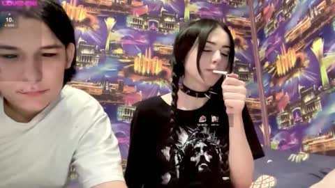 Snapshot of arina_rose chatting on 12.28.24 Arinka online show from 12.28.24