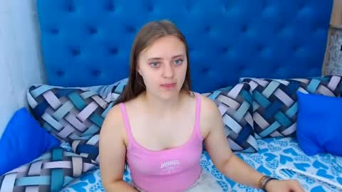 Snapshot of arinabelle chatting on 07.20.26 arinabelle online show from 07.20.26