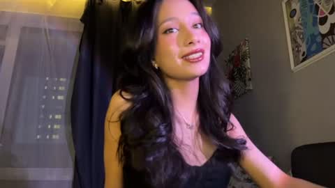Snapshot of arlicee chatting on 06.25.26 arlicee online show from 06.25.26