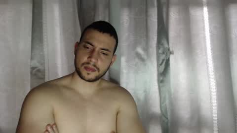 Snapshot of armando_2002 chatting on 05.12.26 ARMANDO online show from 05.12.26