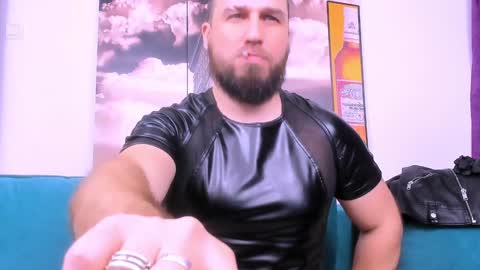 Snapshot of armandosteel chatting on 01.22.25 Armando online show from 01.22.25