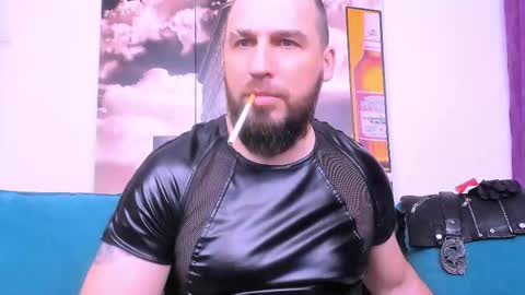Snapshot of armandosteel chatting on 02.27.25 Armando online show from 02.27.25