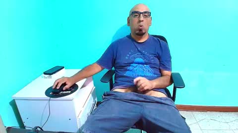 arnelux72 online show from 03.11.26