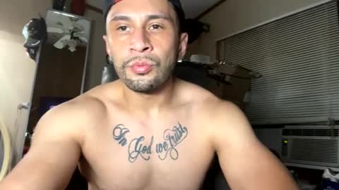 Snapshot of aroddriguezz2020 chatting on 09.11.25 aroddriguezz2020 online show from 09.11.25