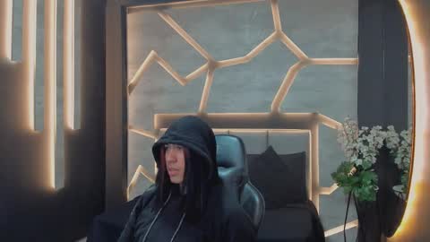 Arohom Lester online show from 11.11.25