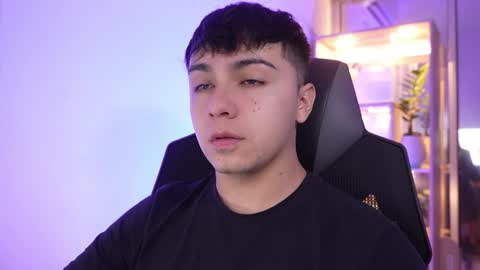 Snapshot of aron__cooper chatting on 02.16.26 aron__cooper online show from 02.16.26