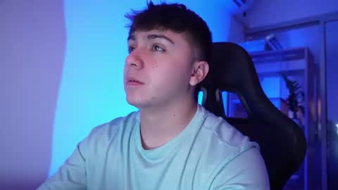 Snapshot of aron__cooper chatting on 07.01.26 aron__cooper online show from 07.01.26