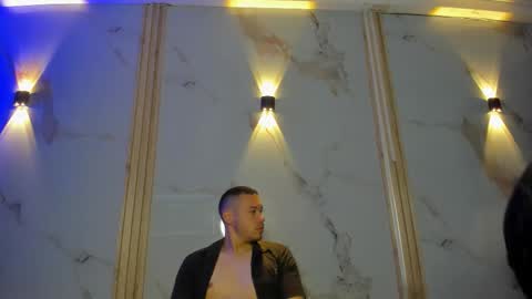 aron and molly online show from 02.11.26