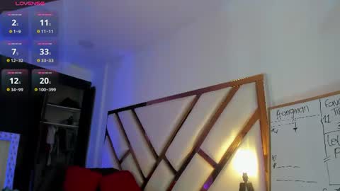 Aron cruz  online show from 07.25.26
