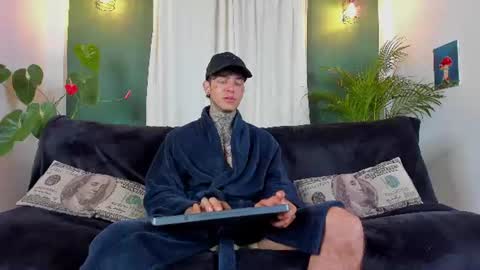 Snapshot of aron_ford chatting on 06.09.26 Aron ford online show from 06.09.26
