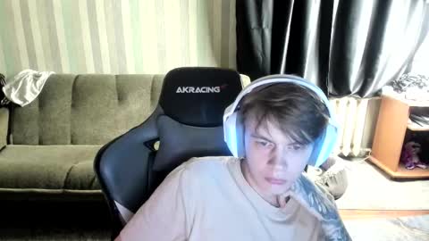 biggest penis  online show from 12.18.25