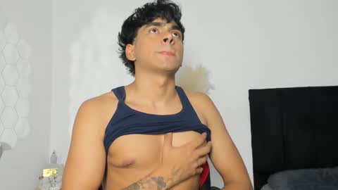 aron_strong0 online show from 09.17.25