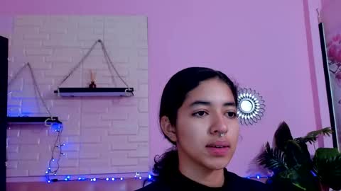 Snapshot of aronandmoli chatting on 06.14.26 aronandmoli online show from 06.14.26