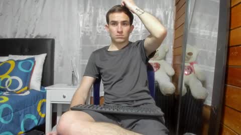 Aron G Franco online show from 12.12.24