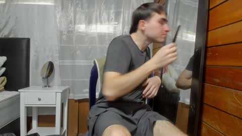 Aron G Franco online show from 02.08.25