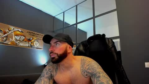 AronGrant online show from 02.10.25