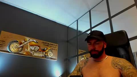 Snapshot of arongrant chatting on 06.29.26 AronGrant online show from 06.29.26
