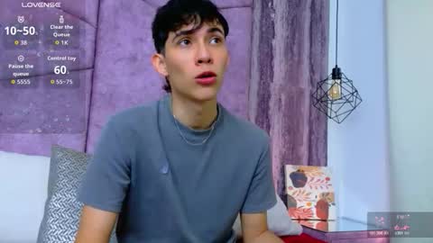 Arontawers online show from 04.23.26