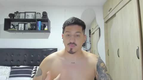 ARON  Independent model  online show from 11.03.25